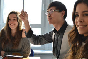 手机号验证码轰炸平台